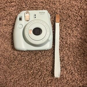 Instax mini 9 in a icy blue